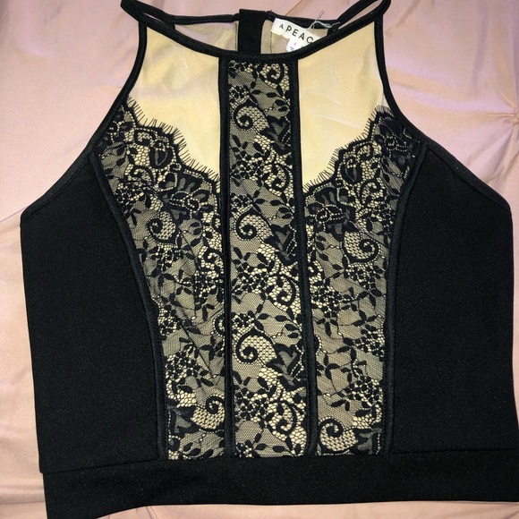 Tops - Laced nude and black crop